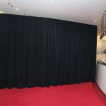 Showtec Drapecurtain Medium Gloss Sati Pleated Black - Image 4
