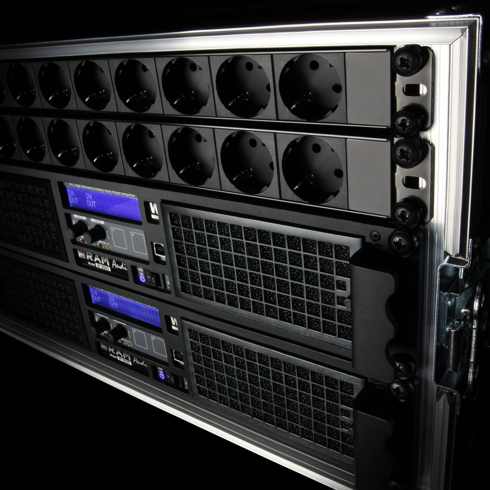 Adam Hall 8-Outlet 19" Rackmount Power Strip With Dual USB Charging Ports And On/Off Switch - Image 4